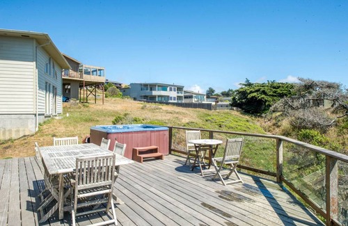 Dillon Beach House | House ∙ 4 bedrooms ∙ 10 guests