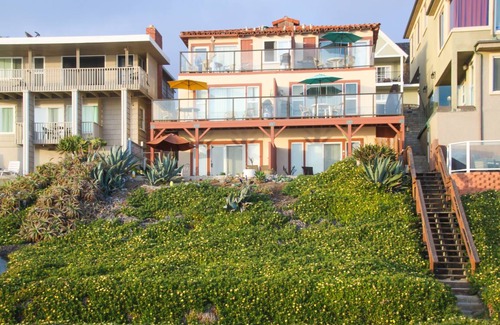 Carlsbad Village House | House ∙ 6 bedrooms ∙ 16 guests