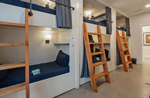 Lower State Hostel | ITH Santa Barbara Surf Hostel