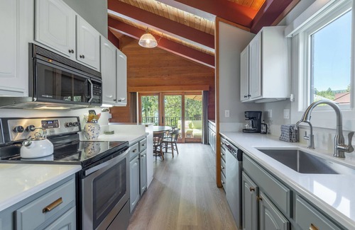 Tahoe City House | Lake View Townhome Just Steps from Lake Tahoe!