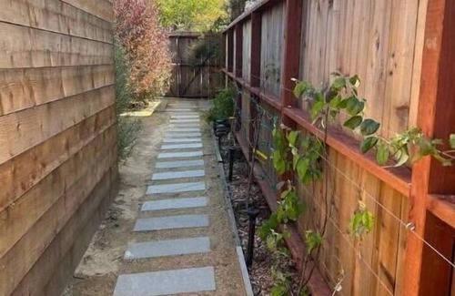 El Cerrito House | Light filled 1 bed, 1 bath ADU