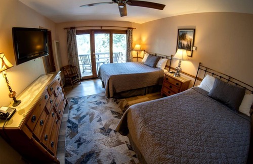 Madera County Cabin | Lodge ∙ 1 bedroom ∙ 4 guests