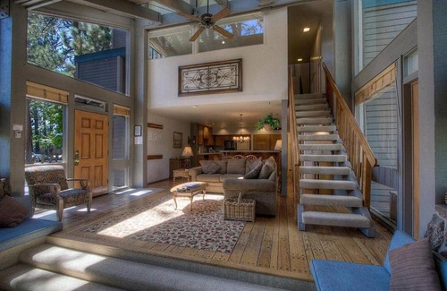 South Lake Tahoe House | Lucky Lady 404 by Lake Tahoe Accommodations