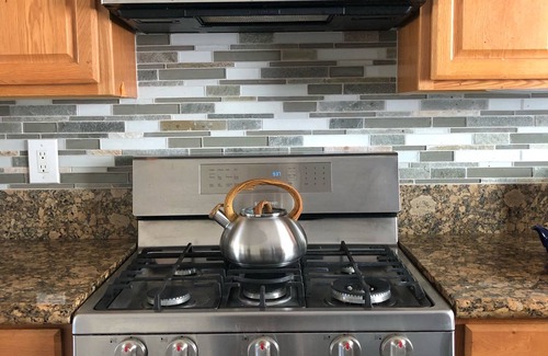 Imperial Beach House | Lux 2 BR, 1,5 Ba TH 1/2 block to IB Beach!