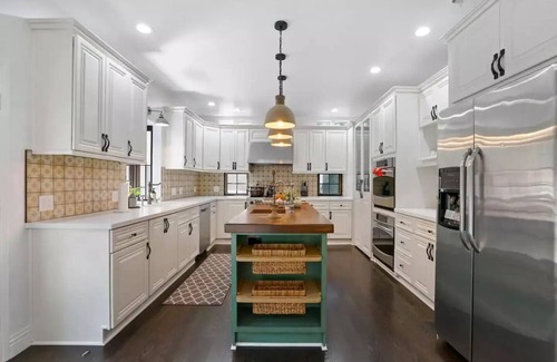 Bel Air House | Luxurious Home In The Peaceful Bel-Air Neighborhoodnn