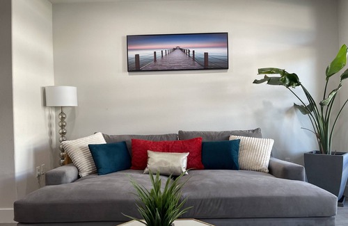 Ladera Heights Condo | Luxury 1Bed The Grove Weho Melrose Beverly Hills