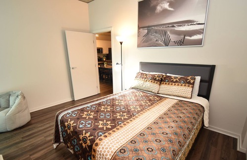 Pacific Terrace Apartment | Luxury Condo, Beautiful View, Downtown, Gaslamp