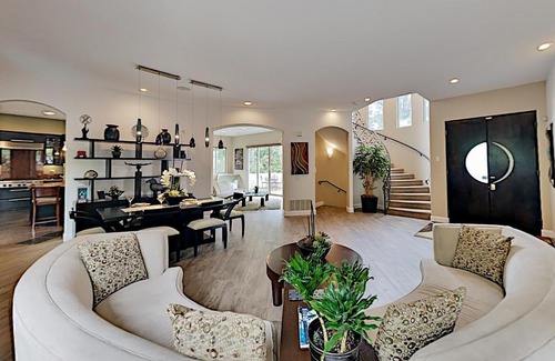 Middletown House | Luxury Mission Hills Mediterranean Villa home