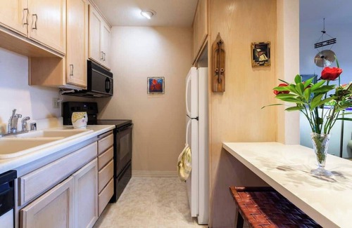 Crown Point Condo | @ Marbella Lane - Bayfront Bliss|Sunset Views+Pool
