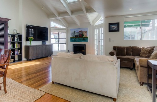 Marina Peninsula Condo | Marina Del Rey Beach House