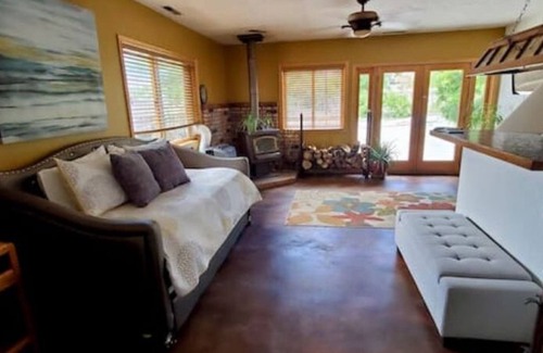 Lone Pine House | *Million Dollar Views and Indoor Pool!
