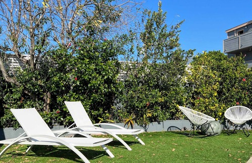 Inglewood House | Modern House by the pool in LA (MK4-ING)