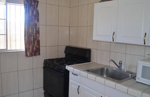 Port Hueneme Hotel | Motel
