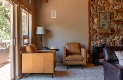 Coarsegold House | *New* By Yosemite/Bass Lake w/ HOT TUB & GAME ROOM