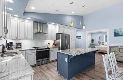 Crescent City North House | New home in a Quiet Cul-De-Sac near Ocean and State Park