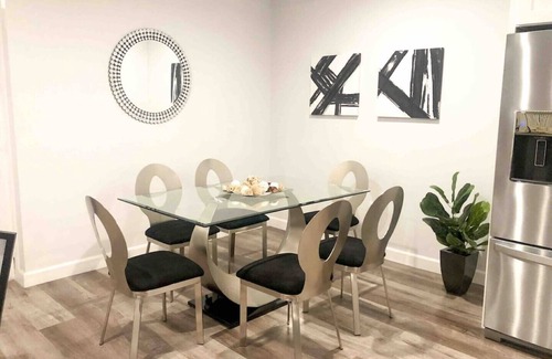 Wilshire Apartment | New Modern Condo KTown/Hollywood/DTLA