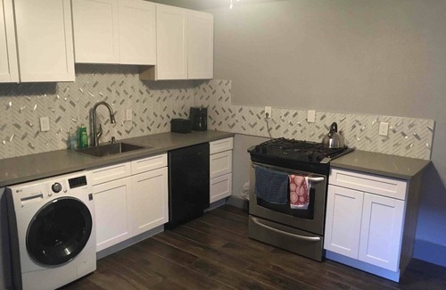 Central Sacramento House | Newly Remodeled, Charming Bungalow
