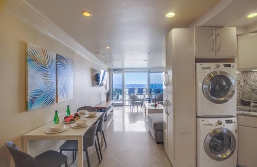 Mission Beach House | Ocean Front * 2 Level Corner Unit * Exclusive Water View Deck