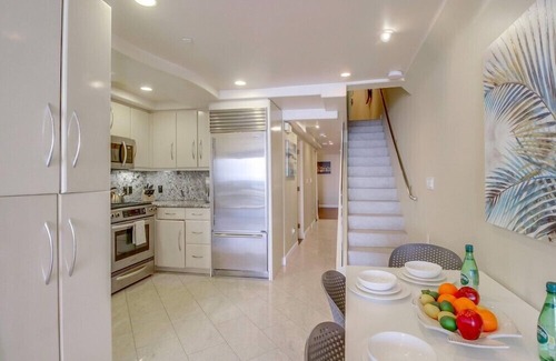 Mission Beach House | Ocean Front * 2 Level Corner Unit * Exclusive Water View Deck