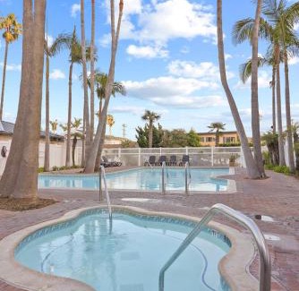 North Pacific Beach House | Oceanfront Paradise with Sunset Balcony, Pool, Spa, Beach Access and Parking