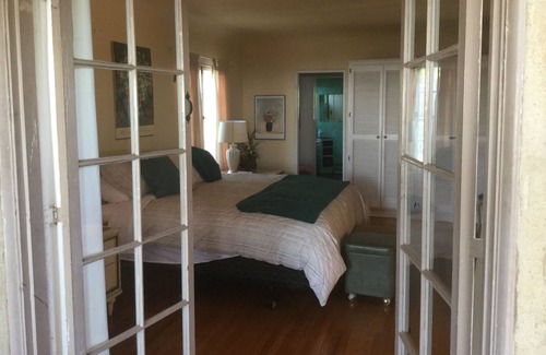 Los Feliz House | Peaceful, Luxury Retreat In Prime Los Feliz Hills Historic Spanish "Castle"