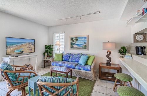 West Newport Condo | Perfect Family Beach House! | 3 Houses From the Beach! | Fun Tropical Interior!