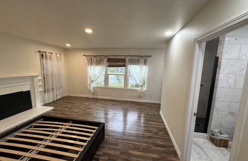 Lakewood Village Resort | Private room ∙ 1 guest
