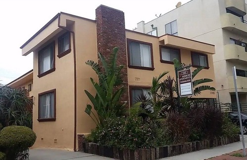 Sawtelle Apartment | Private Room/Bath in a 4BR Apt Shared living room, dining room and kitchen