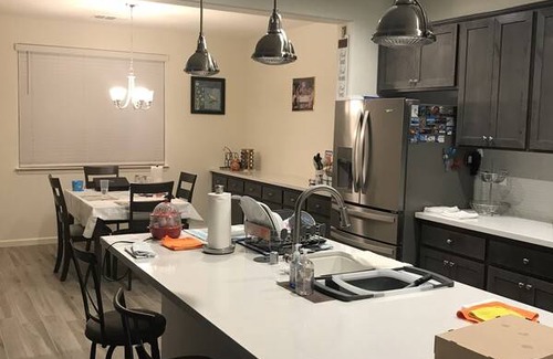 Communications Hill Resort | Private room ∙ 4 guests