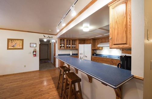 Yosemite National Park House | Quail Crossing Lodge