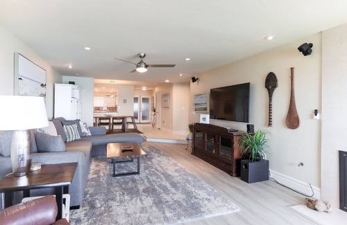 Solana Beach Condo | Relax & Renew - Oceanfront Paradise, pool, beach