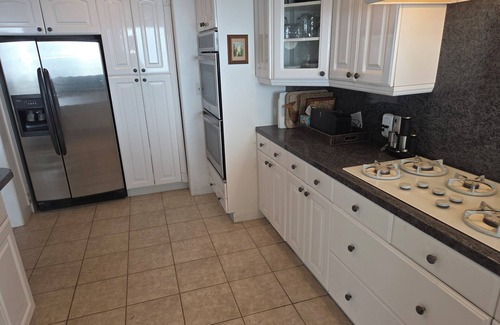 The Mesa House | Romantic oceanfrontn home on the bluff w/incredible 180+ deg ocean views