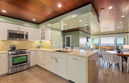 Summerland House | Seaside in Summerland