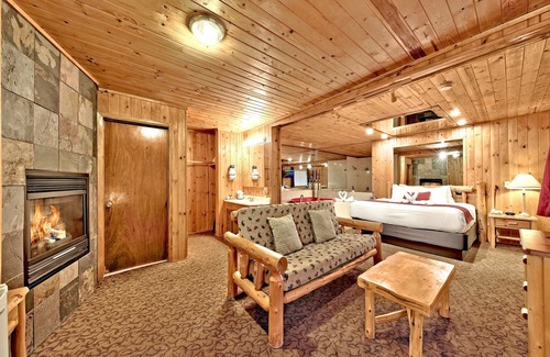 South Lake Tahoe Hotel | Secrets Inn Lake Tahoe