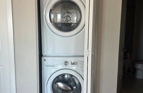 Downtown Berkeley Other | Shared room ∙ 1 bedroom ∙ 1 guest