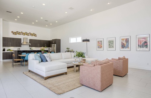 La Quinta House | Sleeps 40 | 3 Villas, Putting Green, Bocce, Pool | Polo Villas Tres by AvantStay