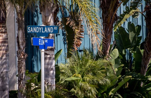 Carpinteria Condo | Snowbirds! 2 BR Condo Across the Street from Beach Heated Pool - 28 Day Minimum