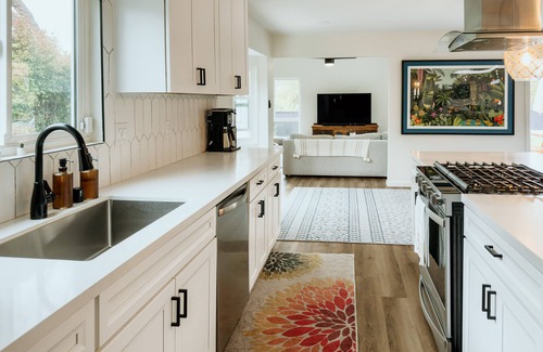 Allied Gardens House | Solar-Heated Pool w/View, 15 mins to Everything!