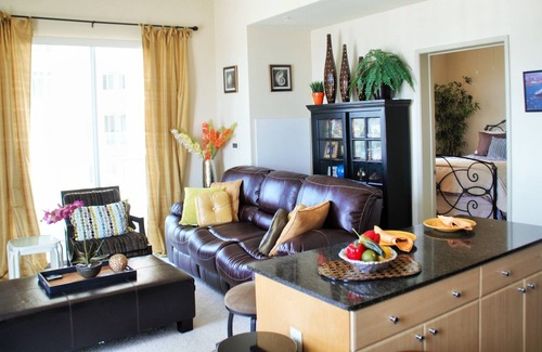 East Village Condo | SPECTACULAR OCEAN VIEW LIVING
