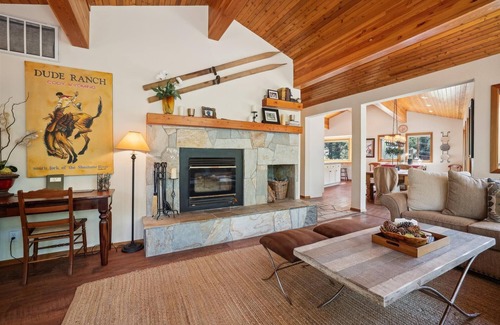 Alpine Meadows House | Stunning Peak Views-Spacious Bear Creek 4Bdrm Home