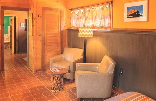 Joshua Tree Bed & Breakfast | Suite 4 - The Western Nomad