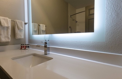 Beach Hill - Beach Flats Hotel | Super 8 by Wyndham Santa Cruz Beach