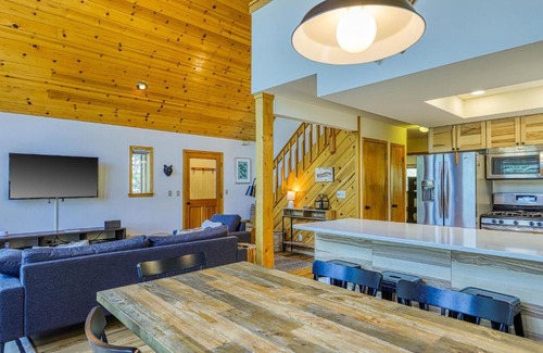 Truckee House | Tahoe Truckee Basecamp