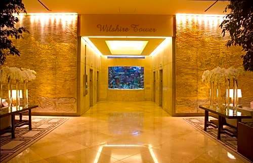 Beverly Hills Hotel | The Beverly Hilton