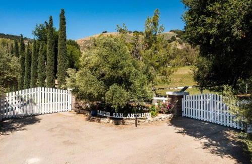 Santa Barbara County Cottage | The Guest House in the Santa Ynez Valley