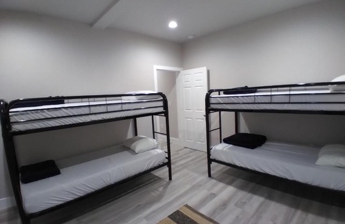 Pico-Union Apartment | THE HOSTEL @ GOSHEN