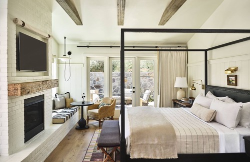 Los Olivos Hotel | The Inn at Mattei's Tavern, Auberge Collection
