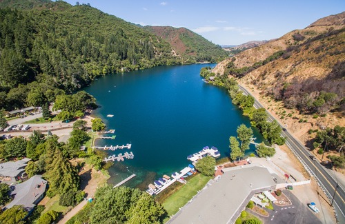 Upper Lake Hotel | The Lodge at Blue Lakes Upper Lake