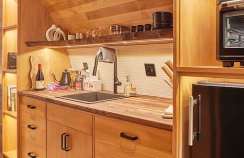 Occidental Cabin | .: The Spectacular Spyglass Treehouse :.