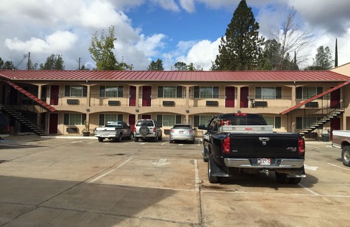 Mariposa Hotel | The Yosemite Inn